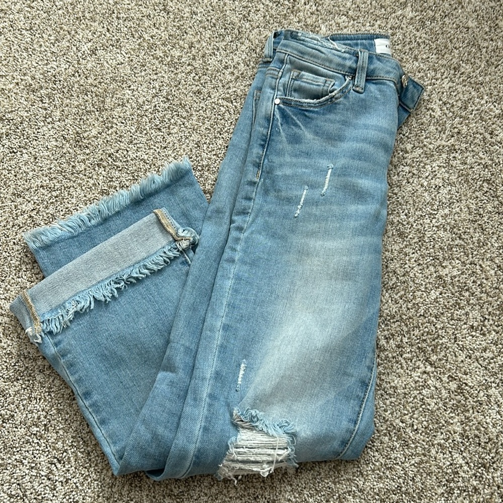 Risen Jeans 🍑